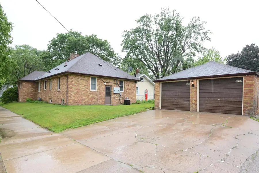 4255 Thomas Avenue N, Minneapolis, MN 55412 - #2