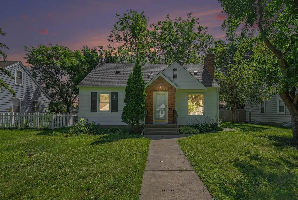 3830 Zenith Avenue N, Minneapolis, MN 55422 - #1
