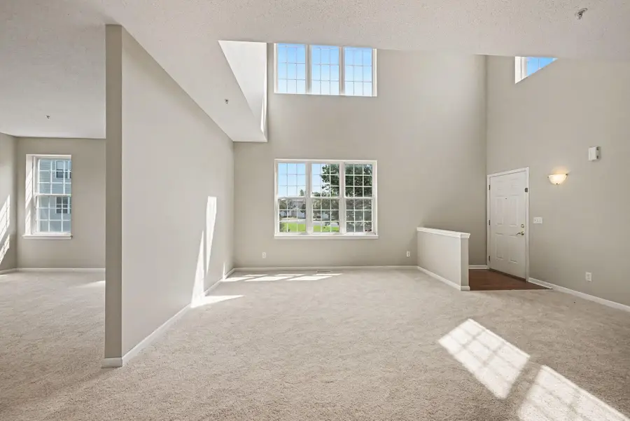 5135 Holly Lane N #2204, Minneapolis, MN 55446 - #3
