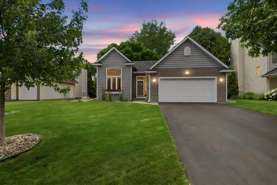 1222 Fallbrook Lane, Woodbury, MN 55125 - #2