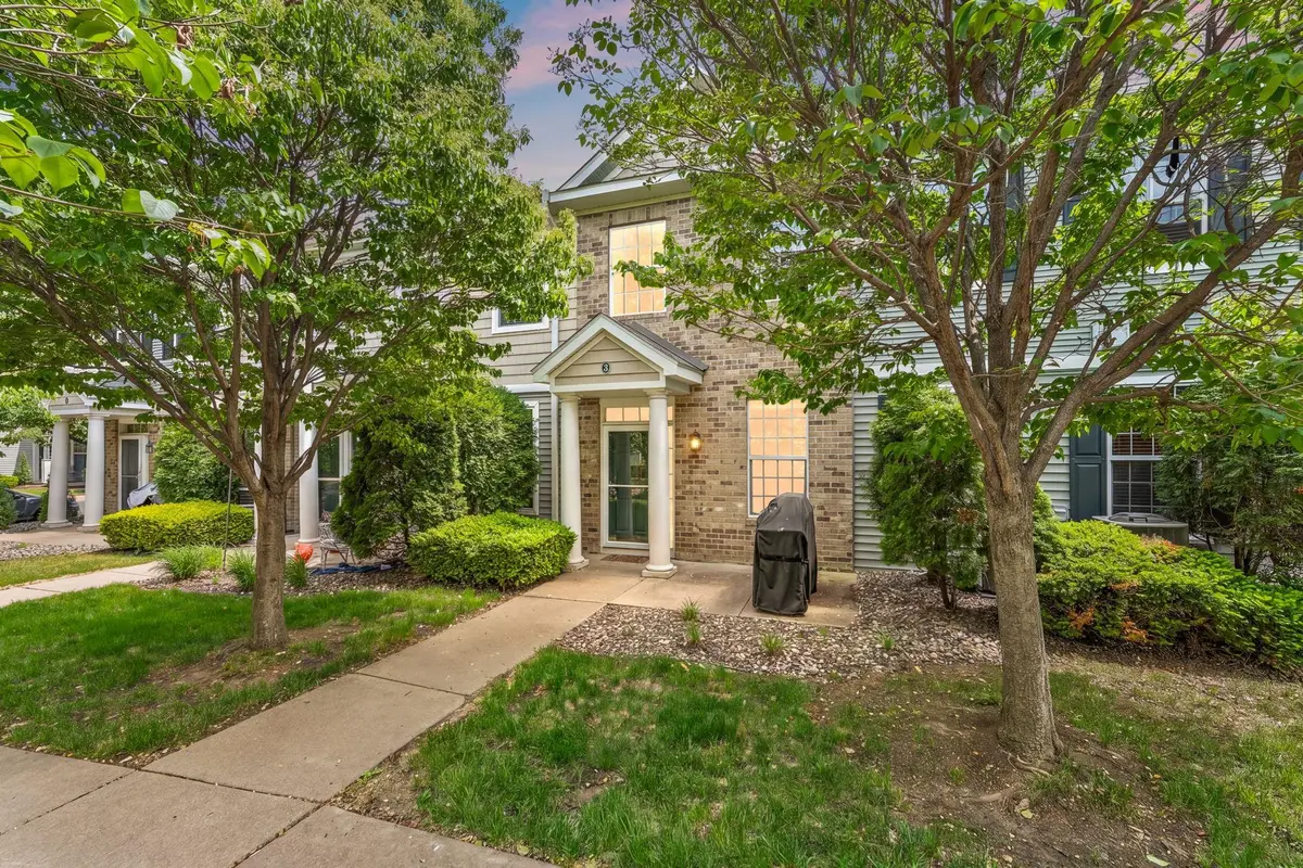 1610 Woodlynn Avenue #3, Saint Paul, MN 55109 - #1