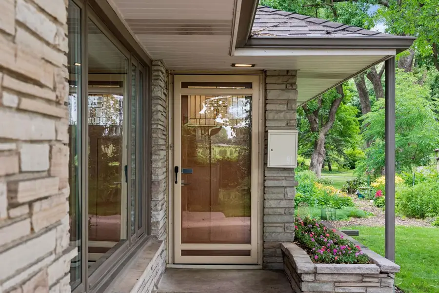 91 Mid Oaks Lane, Saint Paul, MN 55113 - #2
