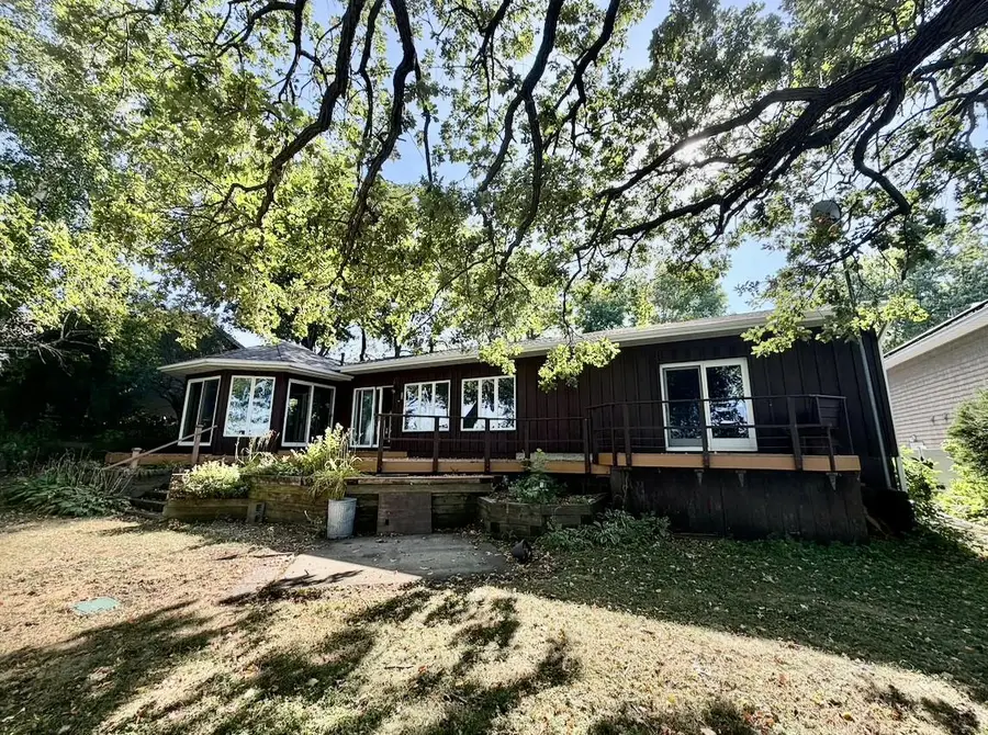 168 Peninsula Road, Medicine Lake, MN 55441 - #3