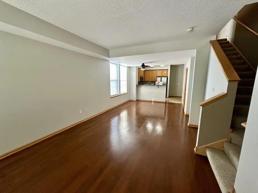 150 E Burnsville Parkway #101, Burnsville, MN 55337 - #3