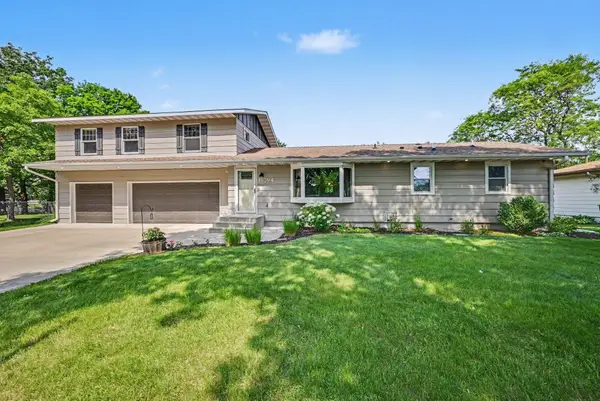 16594 Galena Avenue W, Rosemount, MN 55068