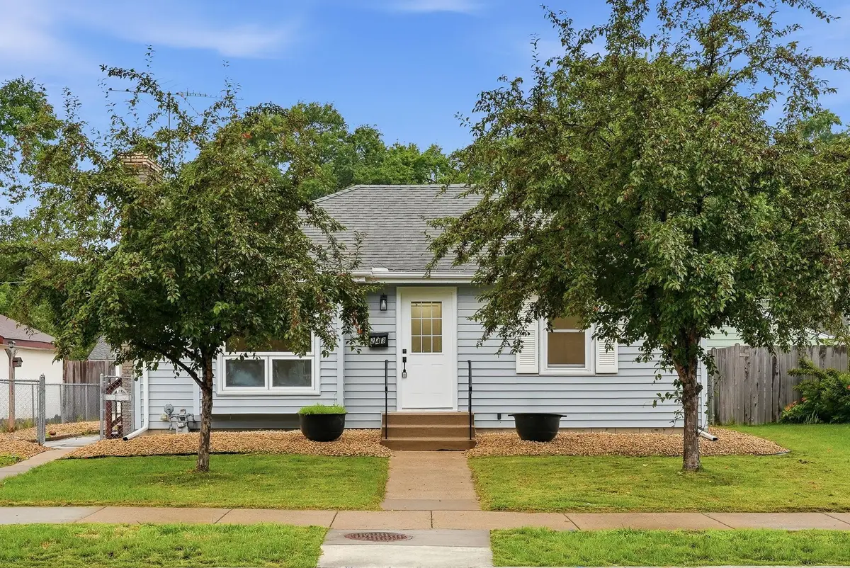 243 13th Avenue N, South Saint Paul, MN 55075 - #1