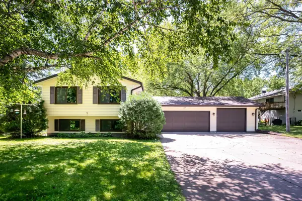 13589 67th Place N, Maple Grove, MN 55311