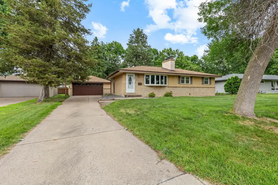 831 Overton Drive Ne, Fridley, MN 55432 - #2