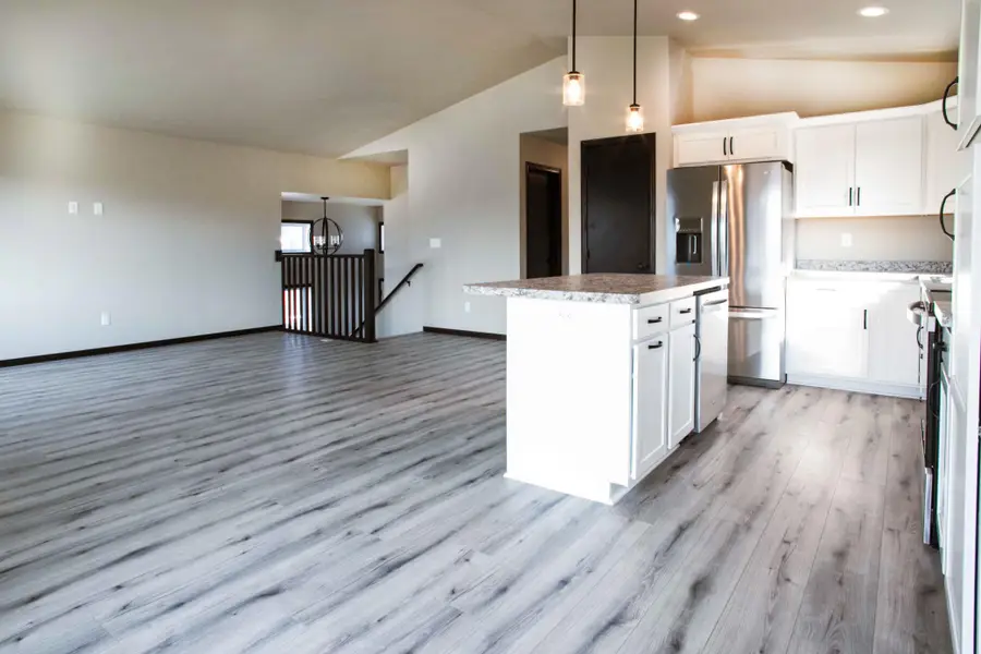 1114 Meadowlark Lane S, Casselton, ND 58012 - #3