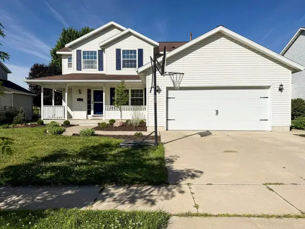 411 Waterview Lane Nw, Rochester, MN 55901