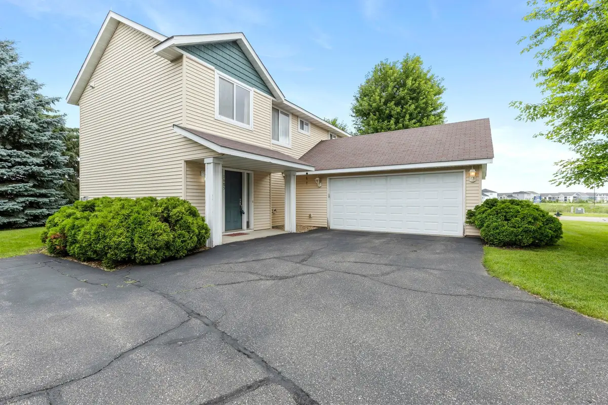 1685 Philipp Way, Shakopee, MN 55379 - #1