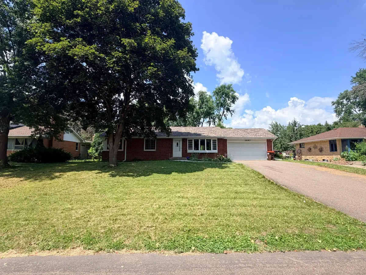 2597 Southlawn Drive, Saint Paul, MN 55109 - #1