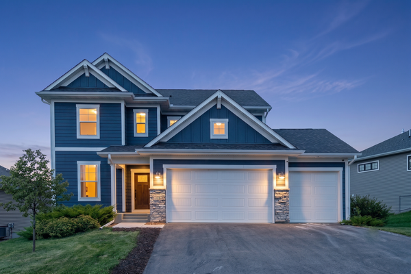 126 Maple Terrace, Waconia, MN 55387