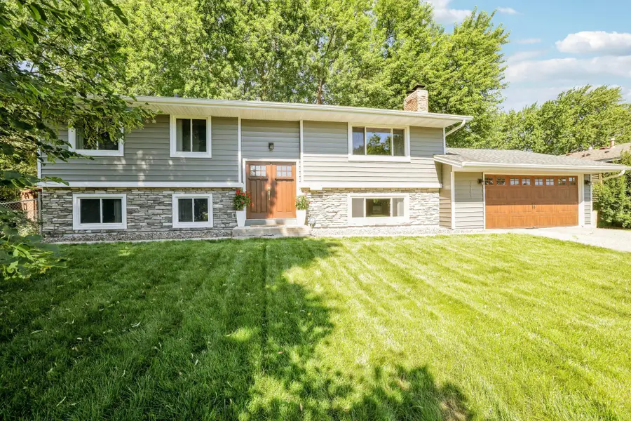 2741 Xylon Avenue N, Minneapolis, MN 55427 - #2