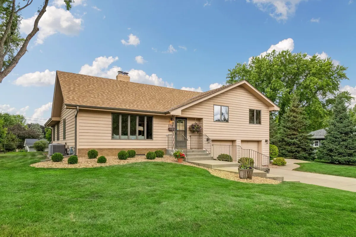 2345 Xylon Avenue N, Golden Valley, MN 55427 - #1