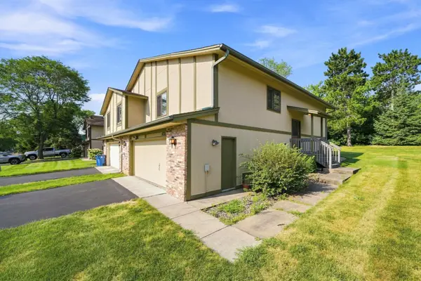 4233 Thornhill Lane, Saint Paul, MN 55127