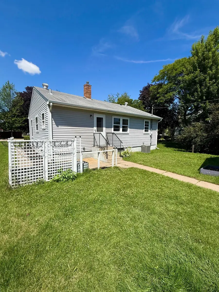 615 2nd Avenue Nw, Saint Paul, MN 55112 - #2