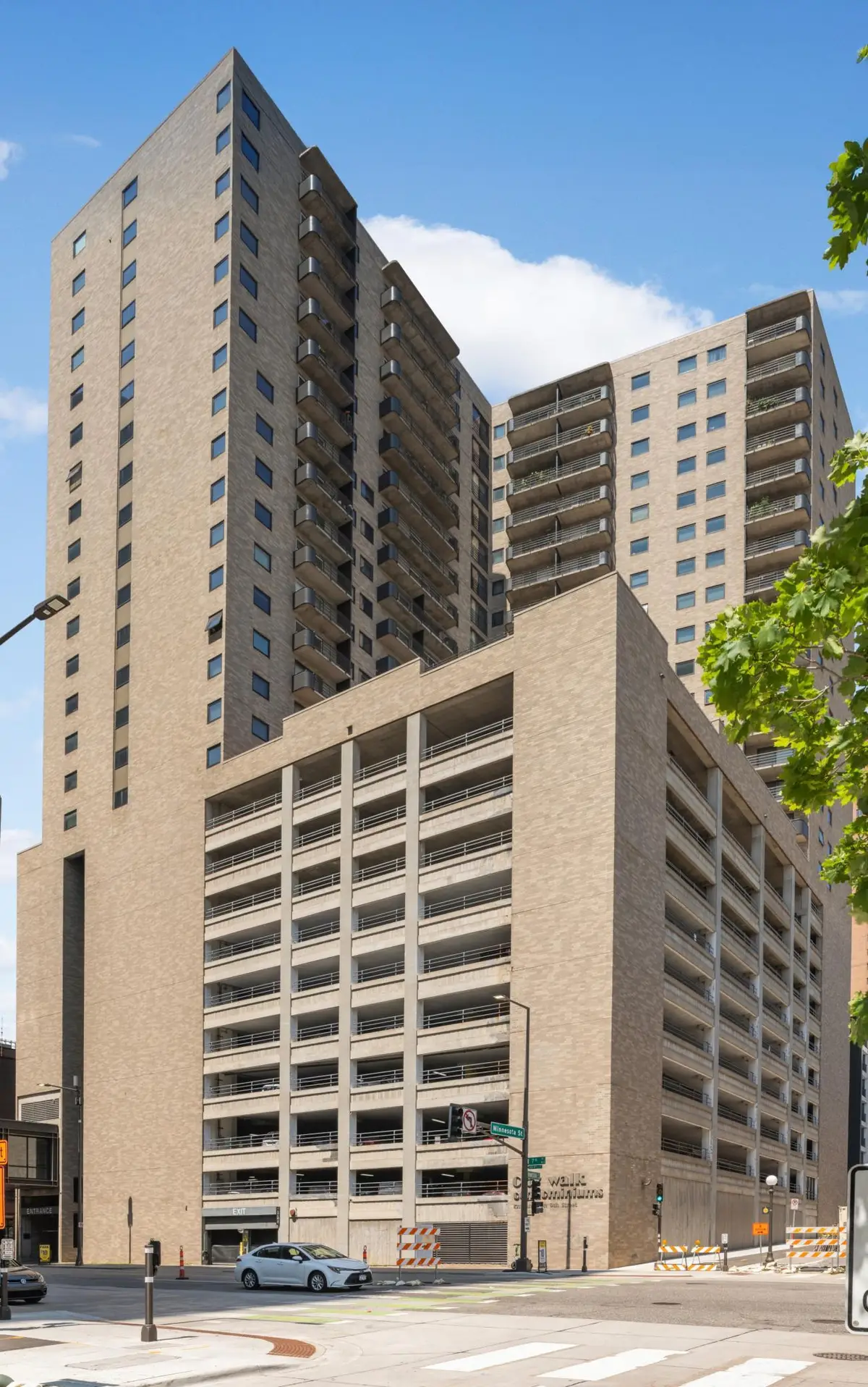 66 9th Street E #1305, Saint Paul, MN 55101 - #1