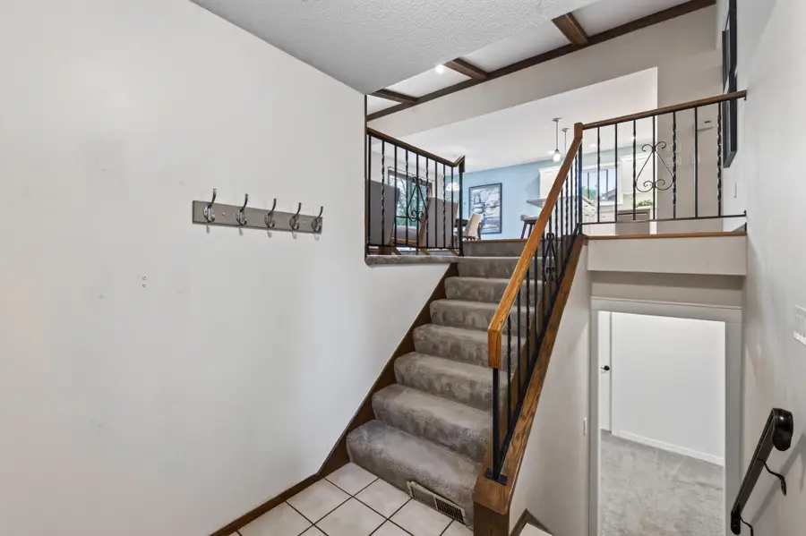 8715 North Brook Avenue N, Brooklyn Park, MN 55428 - #3