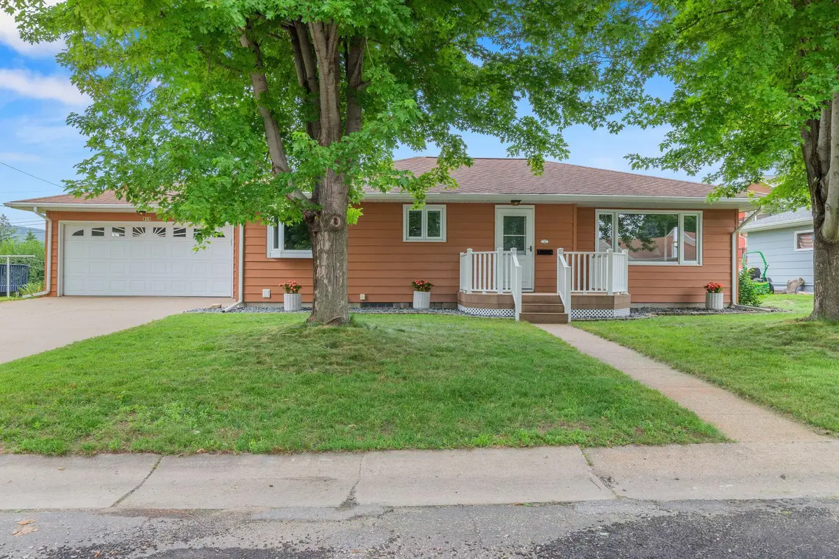 317 Emherst Street, Winona, MN 55987 - #1