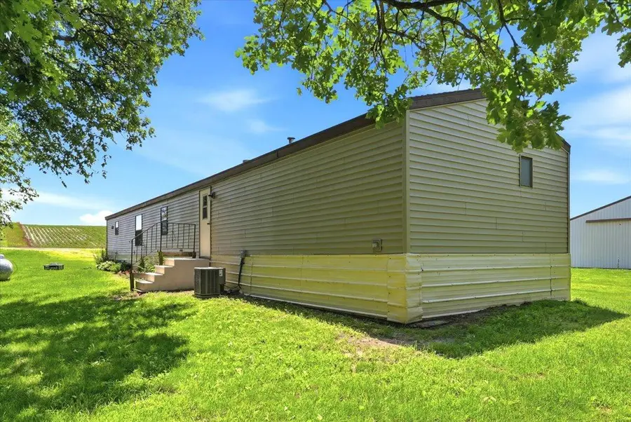 N1405 County Road Z, Eau Galle, WI 54737 - #3