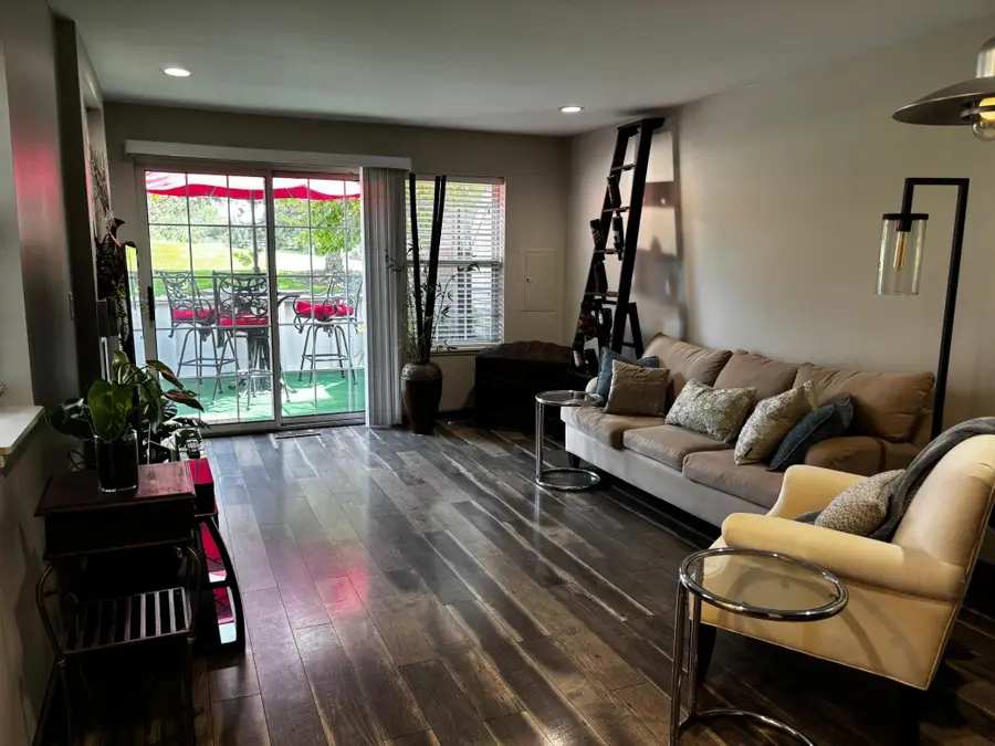 2185 Shenandoah Court #B, Minneapolis, MN 55447 - #2