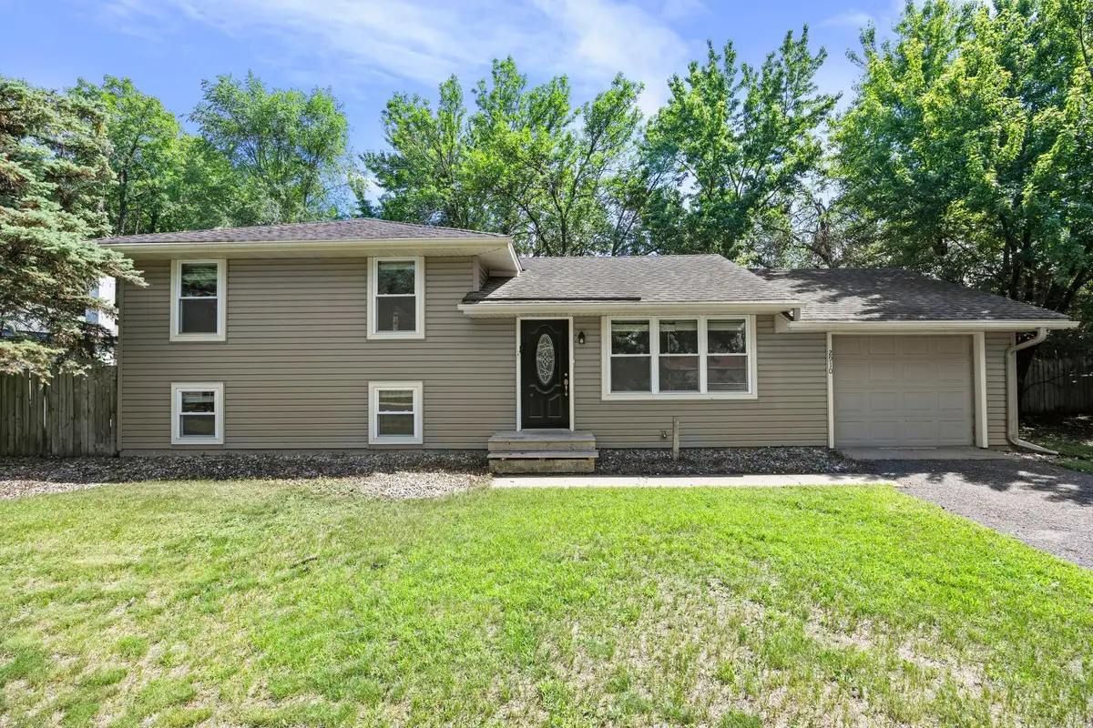 2910 114th Avenue Nw, Coon Rapids, MN 55433 - #1