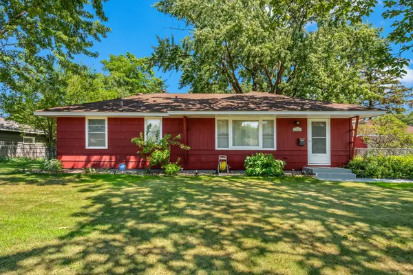 6932 Kentucky Avenue N, Minneapolis, MN 55428