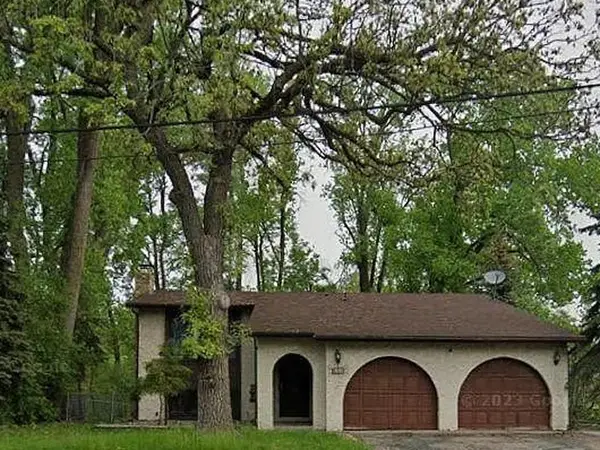 404 Cimarron Road, Apple Valley, MN 55124