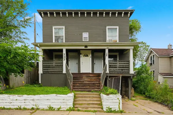 733 Bradley Street, Saint Paul, MN 55130