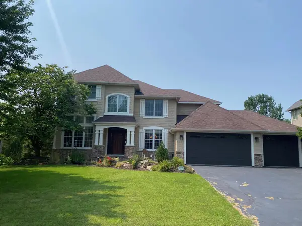 9972 Trails End Road, Chanhassen, MN 55317