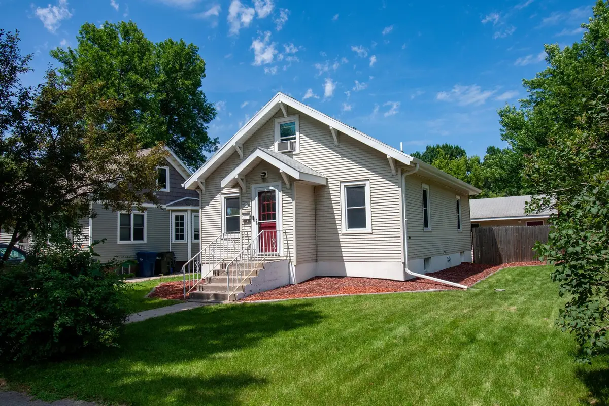 102 W Beech Avenue W, Fergus Falls, MN 56537 - #1