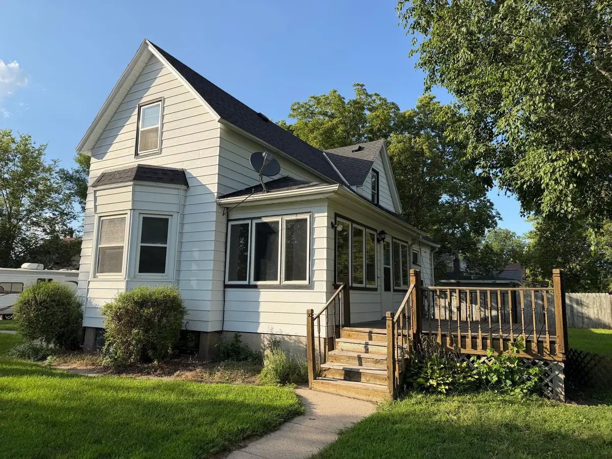 411 16th Street S, Benson, MN 56215 - #1