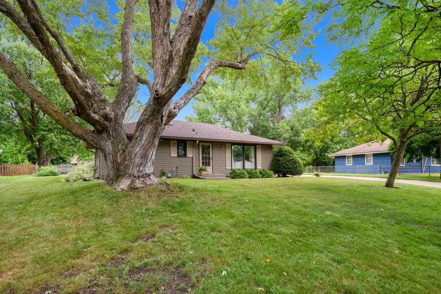11335 Swallow Street Nw, Coon Rapids, MN 55433 - #2