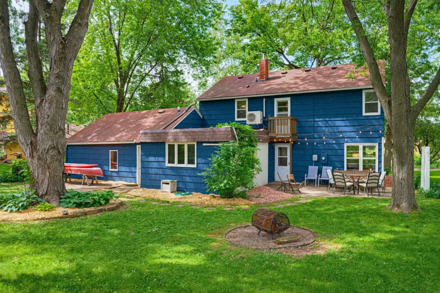 316 1st Avenue Nw, Hutchinson, MN 55350 - #2