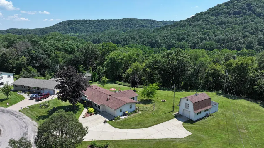 1503 Claudia Avenue, La Crescent, MN 55947 - #2