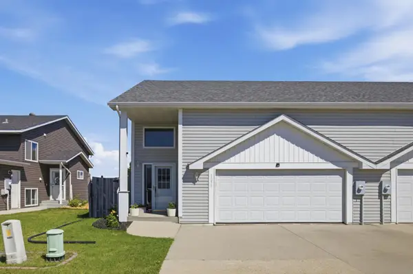 1255 4th Street Nw, West Fargo, ND 58078