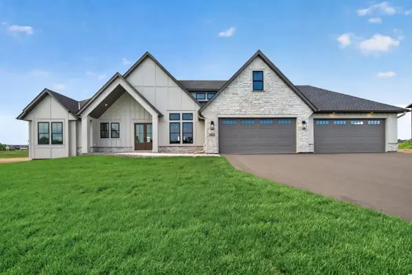 4624 166th Avenue Nw, Andover, MN 55304