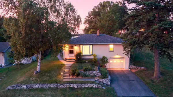 3255 Highway 55, Eagan, MN 55121