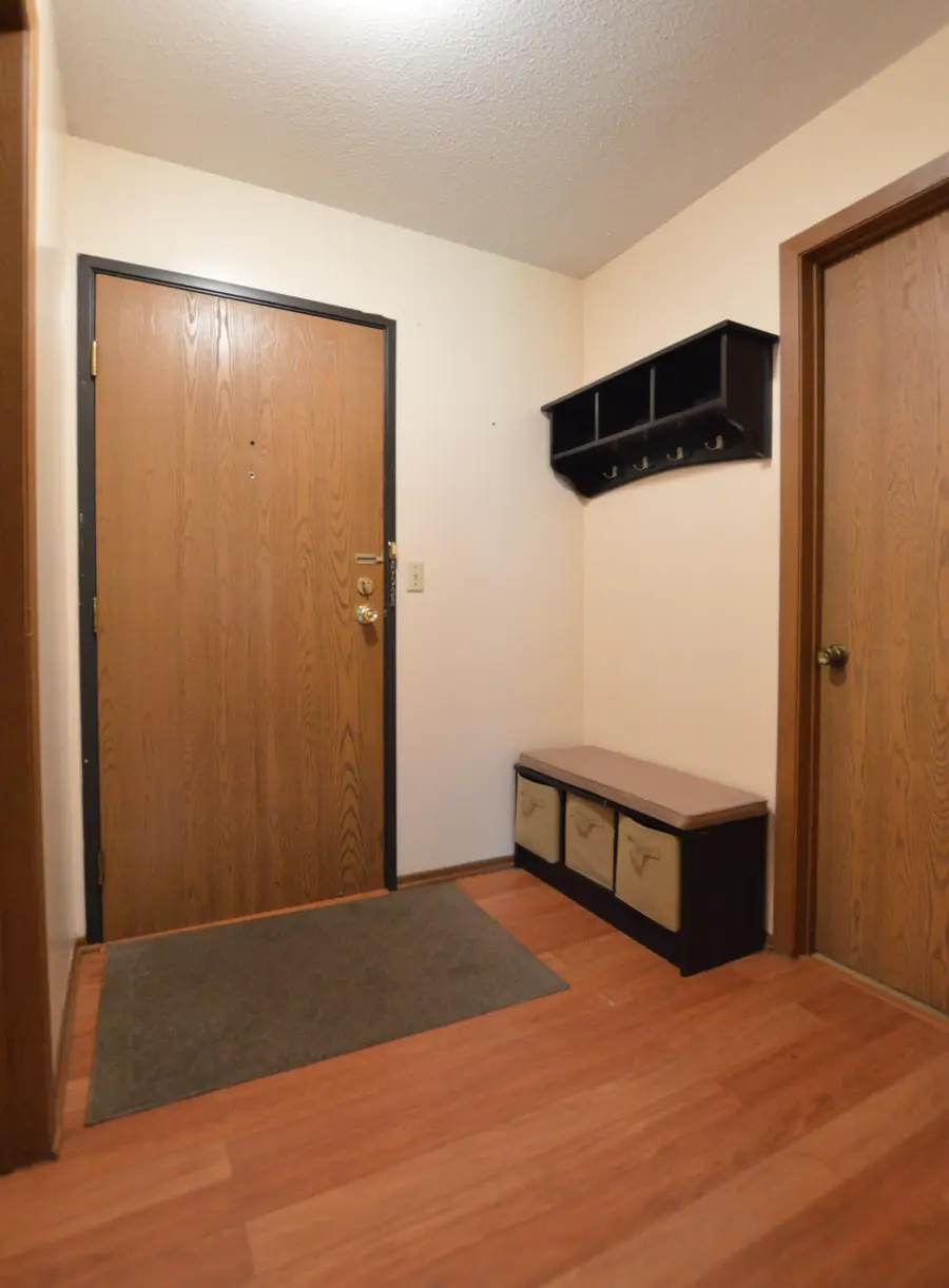1585 Cohansey Street #101, Saint Paul, MN 55117 - #3