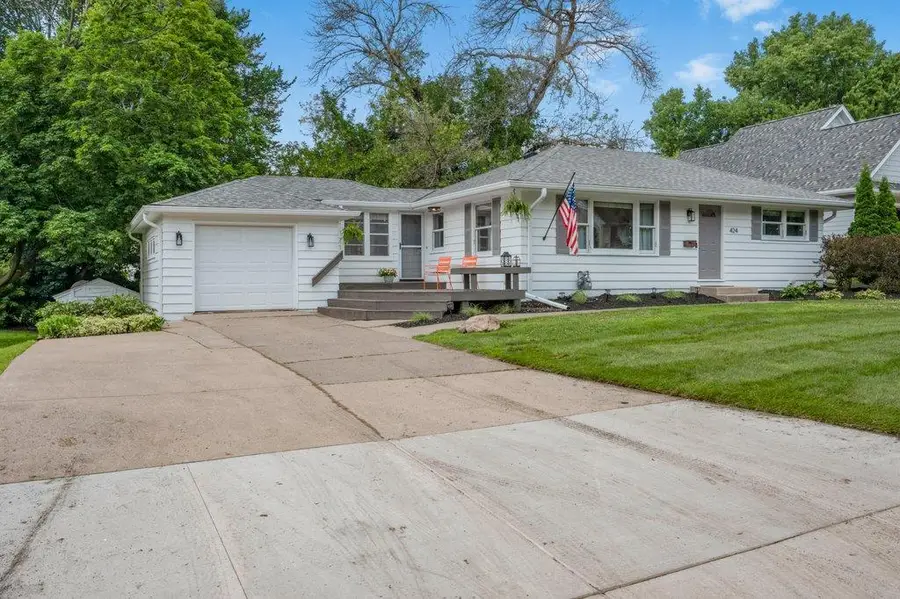 424 Tyler Avenue S, Edina, MN 55343 - #2