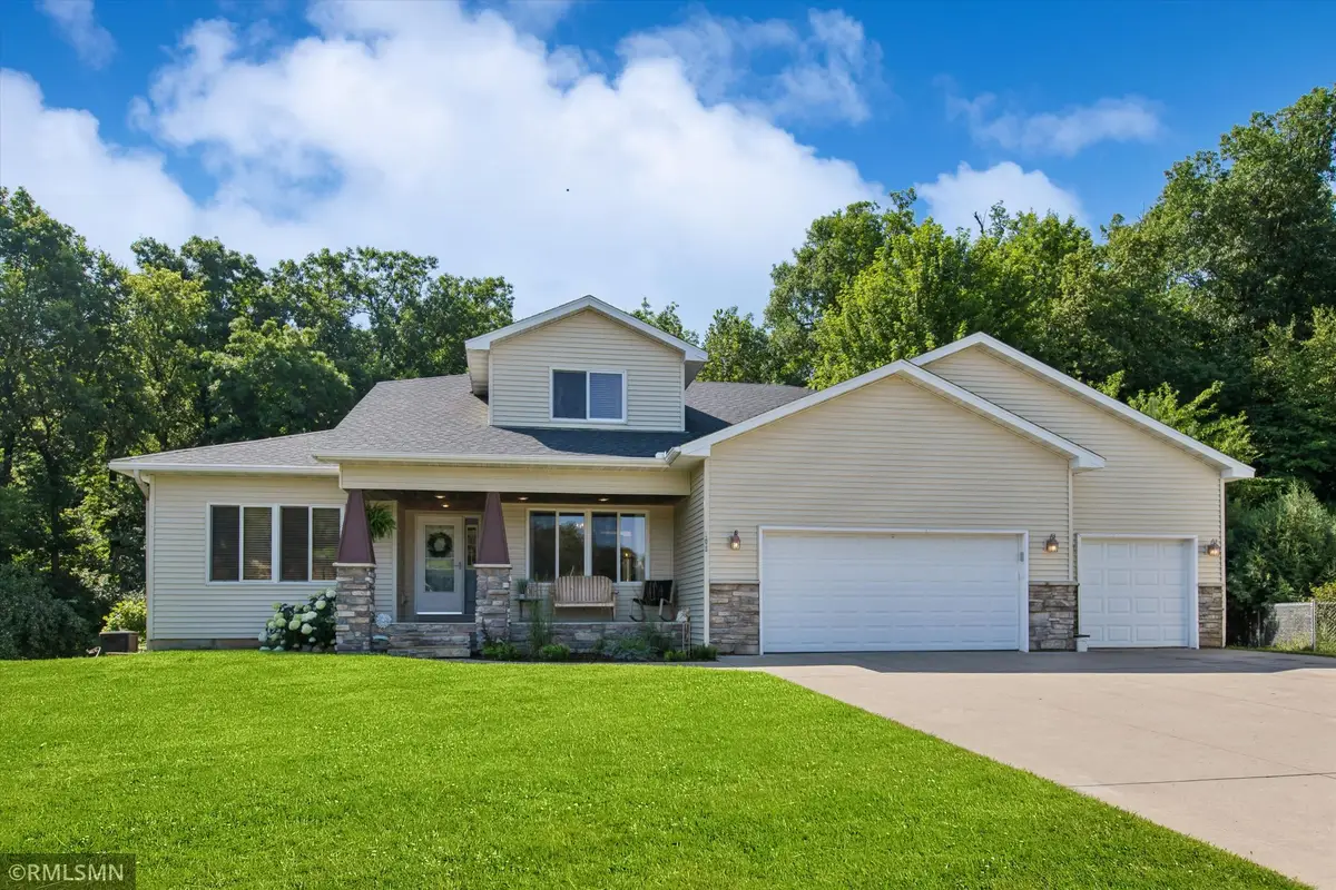 105 Valley Court, Cannon Falls, MN 55009 - #1
