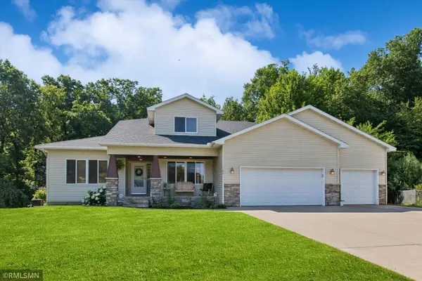 105 Valley Court, Cannon Falls, MN 55009