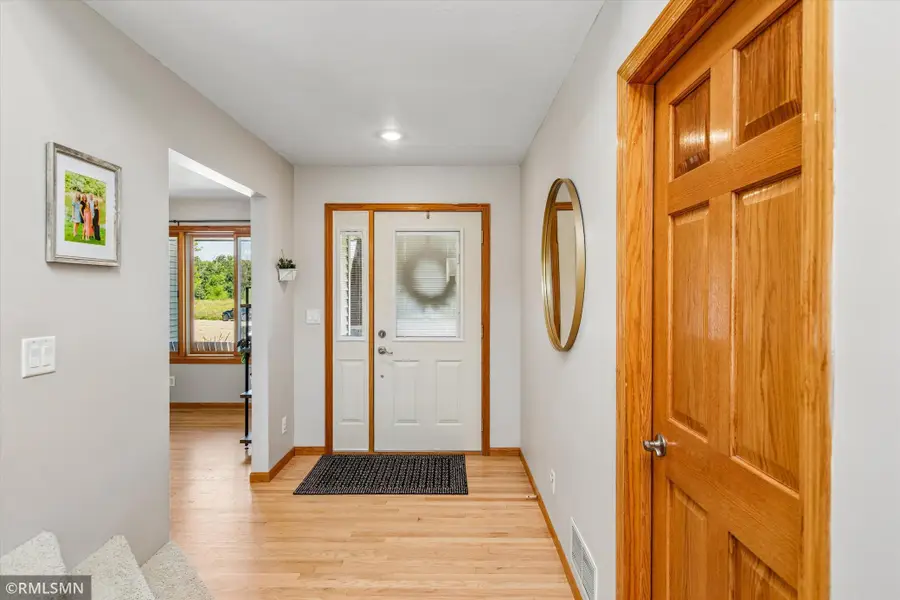 105 Valley Court, Cannon Falls, MN 55009 - #3