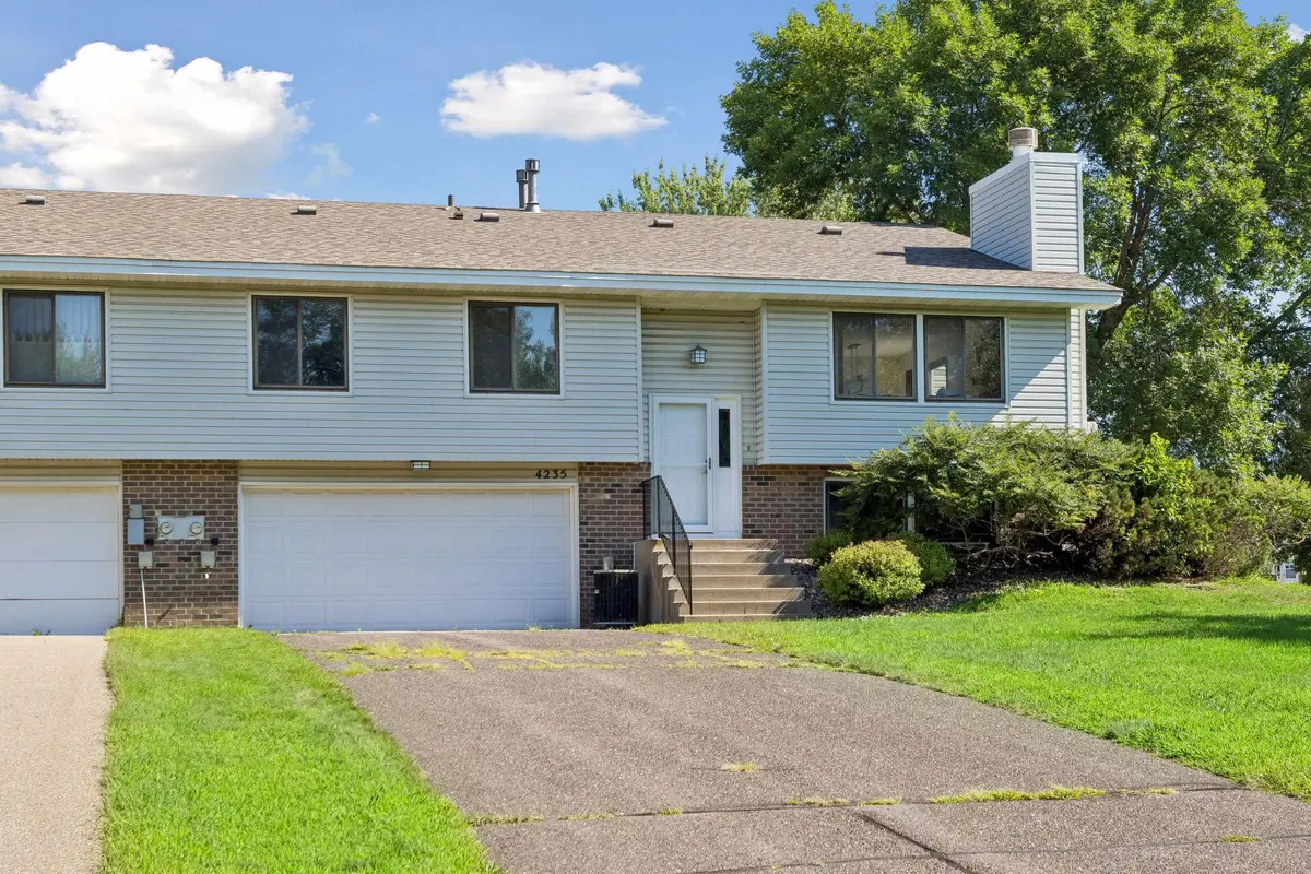 4235 Bridgewood Terrace, Saint Paul, MN 55127 - #1