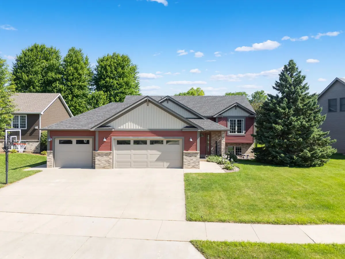 2544 Boulder Ridge Drive Nw, Rochester, MN 55901 - #1