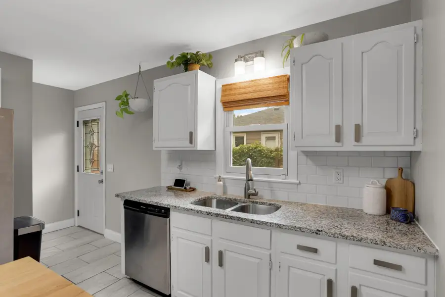 4718 Yates Avenue N, Minneapolis, MN 55429 - #3