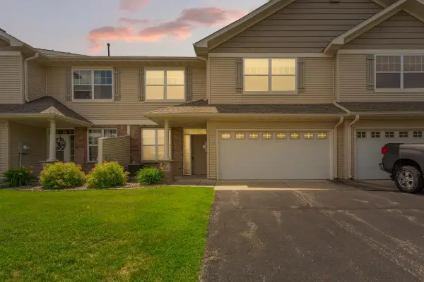 1556 Independence Drive #202, Northfield, MN 55057