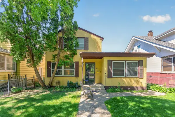 813 Minnehaha Avenue W, Saint Paul, MN 55104