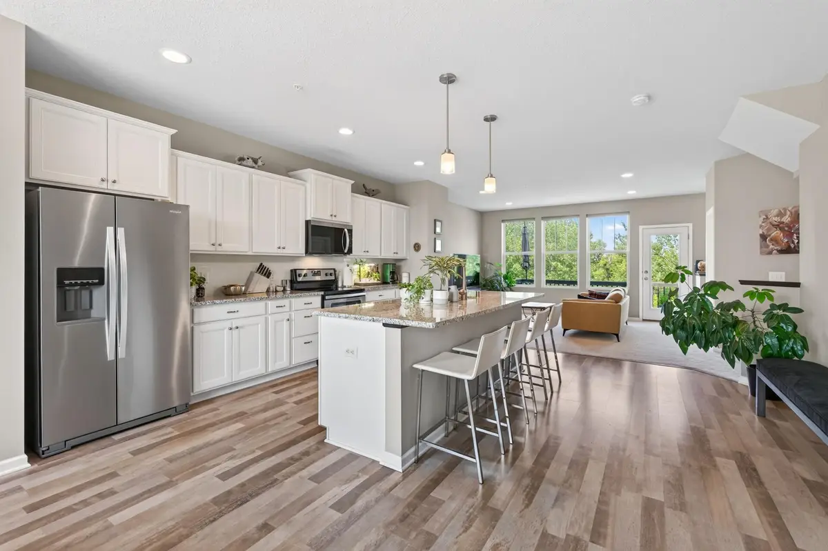 1470 Old Highway 8 Nw, Saint Paul, MN 55112 - #1